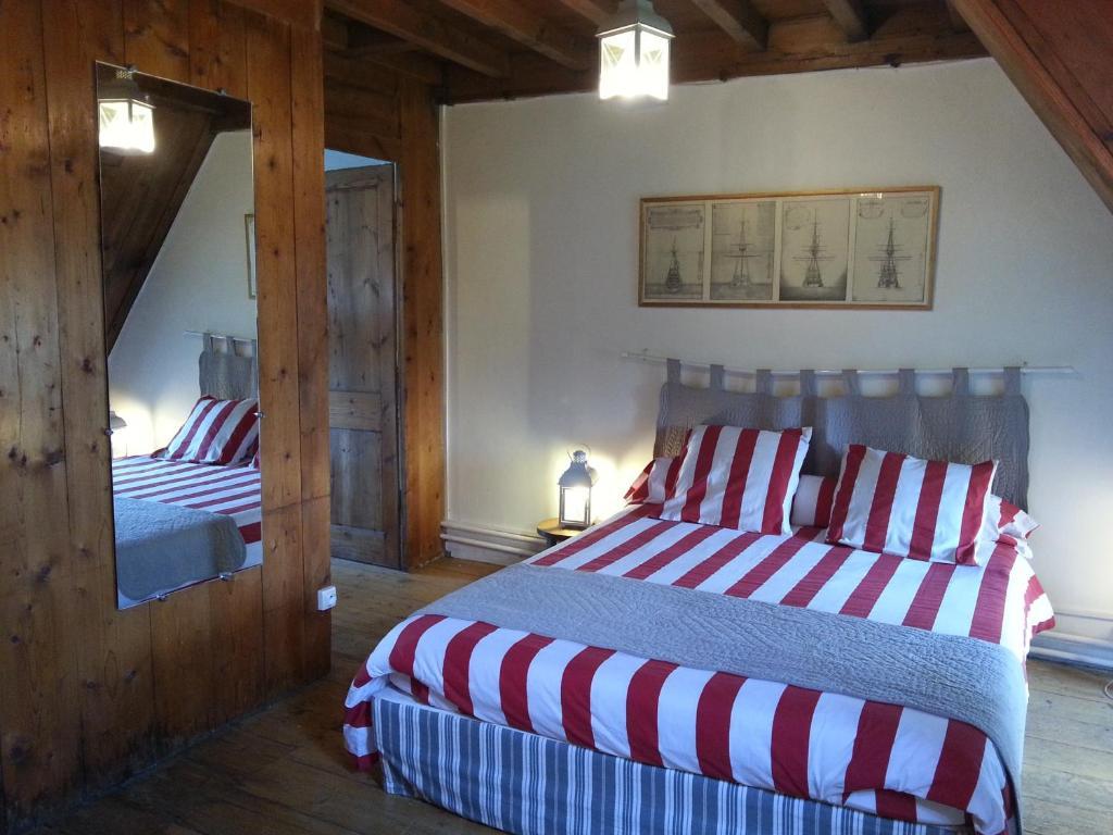 Les Chambres Du Chateau Du Rozel Le Rozel Стая снимка